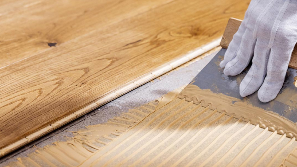 Pose flottante ou collée comment poser son parquet ?